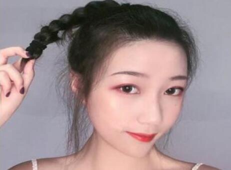 手殘黨福利！日常又減齡的6款少女發(fā)型