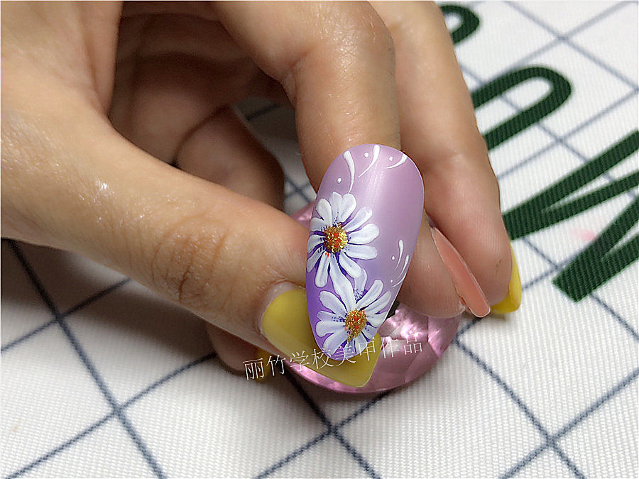 1590981403865291.jpg 20200424刺繡花卉.jpg