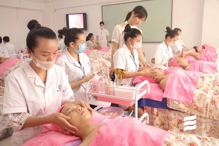 1593483910323562.jpg 1577612410940348.jpg