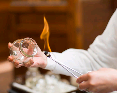 南寧美容學校：背部拔罐的好處