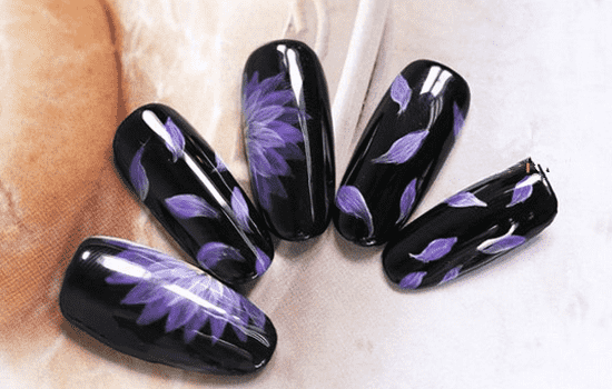 南寧美甲學(xué)校：古風(fēng)千層花美甲教程