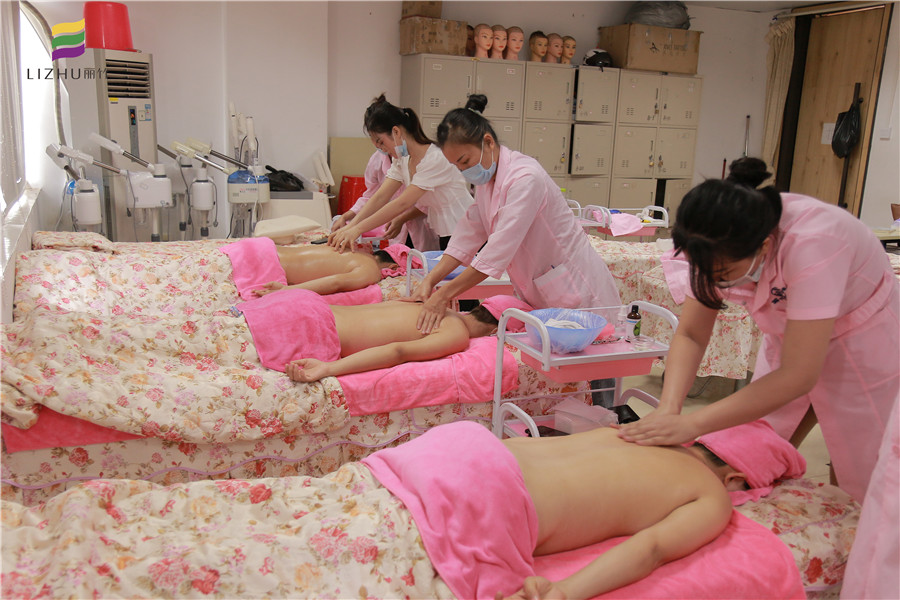 廣西美容學校：我們的美容很靠譜