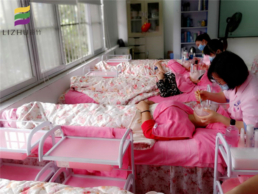 廣西美容學(xué)校：秋冬護(hù)膚6大雷區(qū)