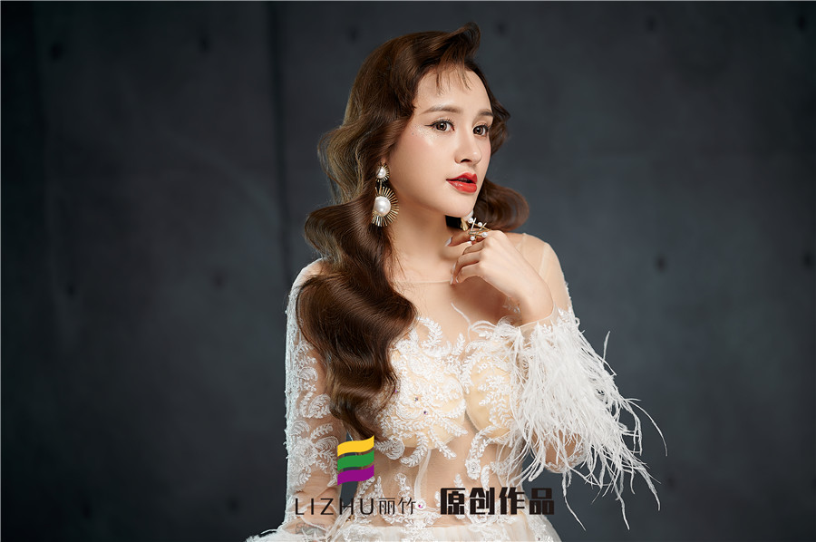 南寧化妝學(xué)校：韓式新娘妝容特點