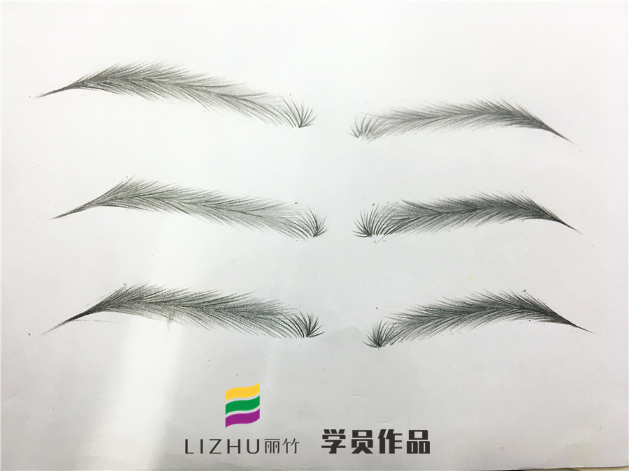 化妝新手如何畫眉？去廣西出名的彩妝培訓(xùn)看看