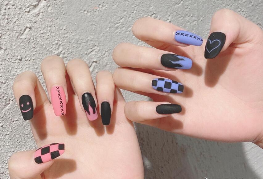 學(xué)美甲師必學(xué)技術(shù)，看南寧美甲學(xué)校哪家專業(yè)