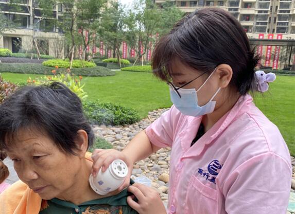 南寧專業(yè)美容學校學子感言：良師益友伴終身