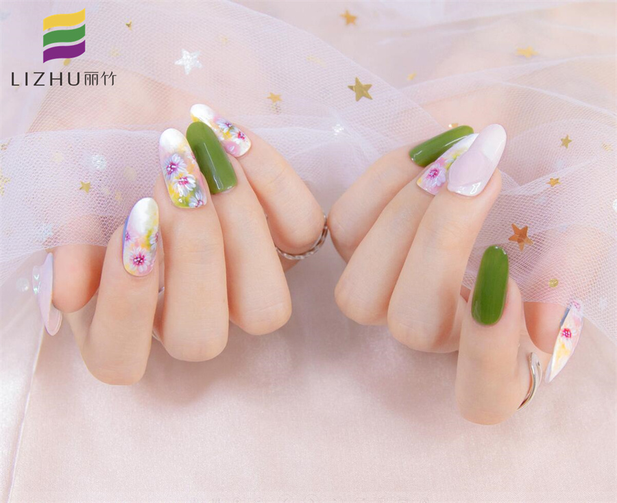 小雛菊美甲，帶你走進(jìn)南寧美甲培訓(xùn)班