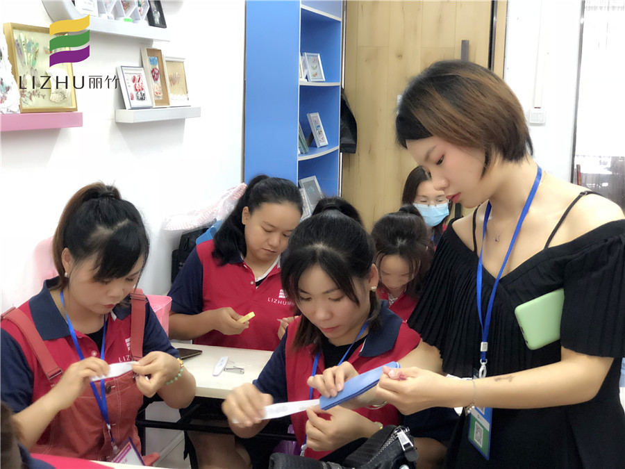 南寧美甲培訓(xùn)學(xué)?；A(chǔ)理論學(xué)習(xí)