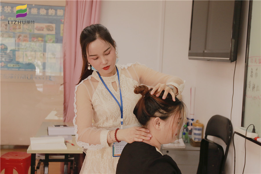 南寧專(zhuān)業(yè)美容培訓(xùn)：中醫(yī)推拿的操作要領(lǐng)