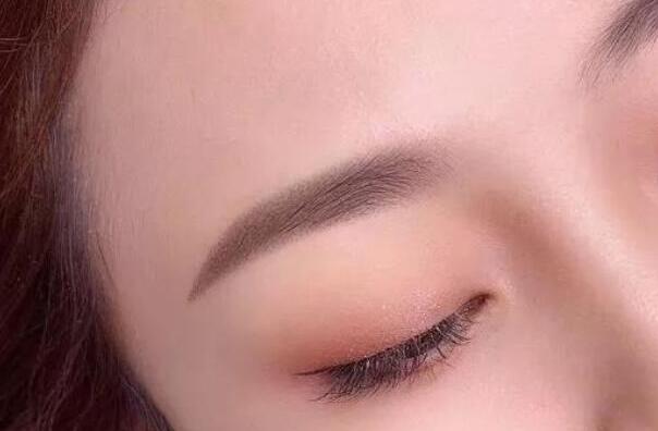 條眉為什么不上色？廣西正規(guī)紋繡培訓(xùn)幫你解答