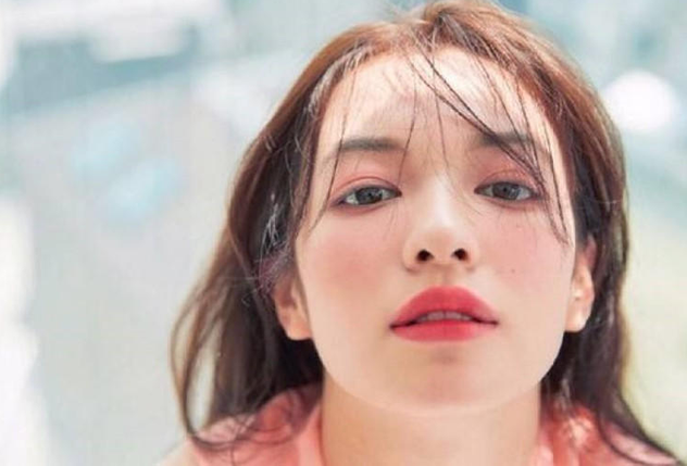 如何畫裸妝？快來南寧專業(yè)化妝學校學習