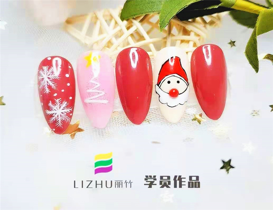 南寧專業(yè)美甲學校課堂美甲作品