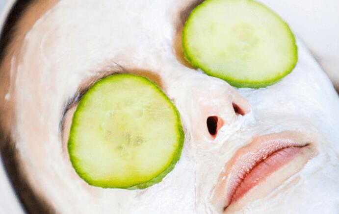 男士敷面膜的注意事項？廣西師資強的美容學(xué)校總結(jié)好了