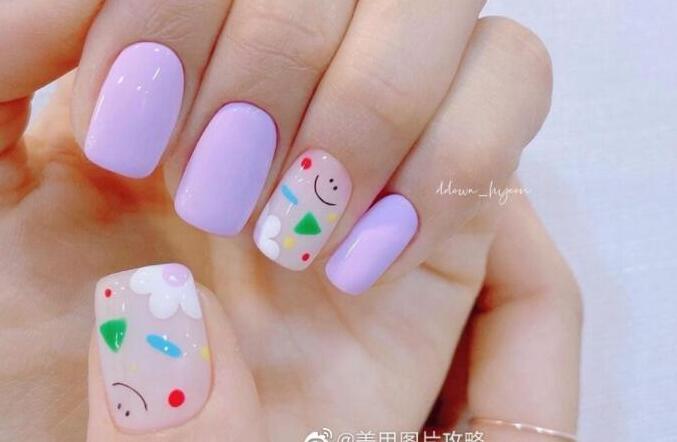 廣西南寧美甲學(xué)校推薦：糖果色美甲