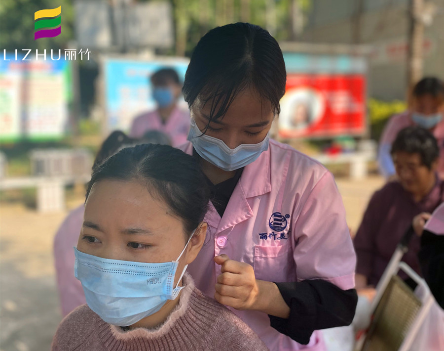 感謝學(xué)校！感謝老師！感謝同學(xué)---南寧美容學(xué)校學(xué)子感言