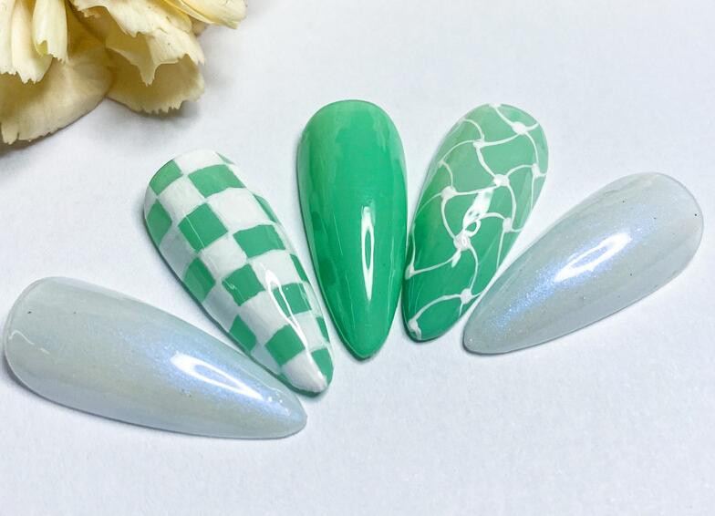 棋盤美甲，南寧美甲學(xué)習(xí)作品欣賞