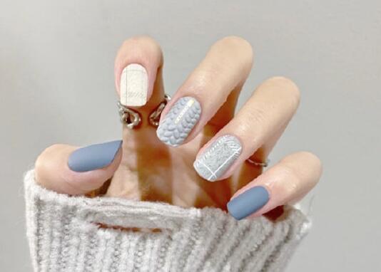秋冬顯白美甲推薦，告訴你南寧學(xué)美甲哪家好