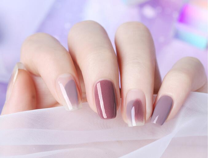 什么是跳色美甲？南寧學(xué)美甲的學(xué)校分享