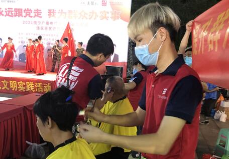 你合適剪短發(fā)嗎？廣西專業(yè)美發(fā)學(xué)校教你判斷