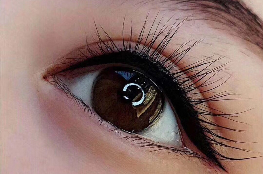 廣西專業(yè)紋繡培訓：紋美瞳線后如何洗臉？