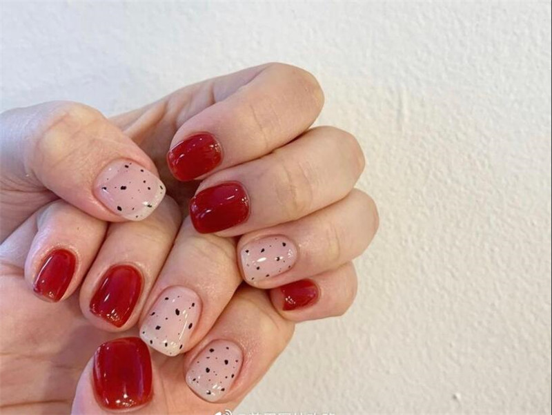 冬日顯白美甲，廣西專業(yè)教美甲的學(xué)校分享