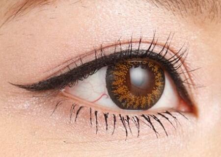 紋完美瞳線注意事項有哪些？廣西專業(yè)紋繡學(xué)校告訴你