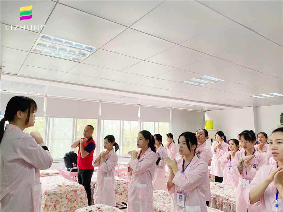 美容師鍛煉手操的方法，南寧美容課程分享