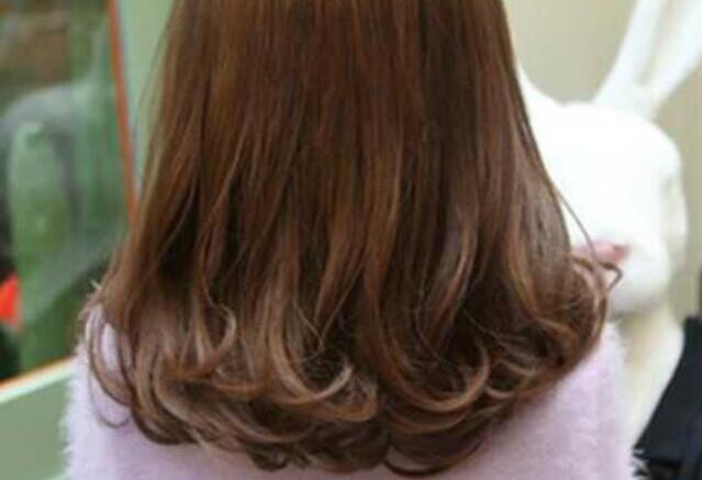 梨花頭怎么剪？廣西卷發(fā)培訓(xùn)分享