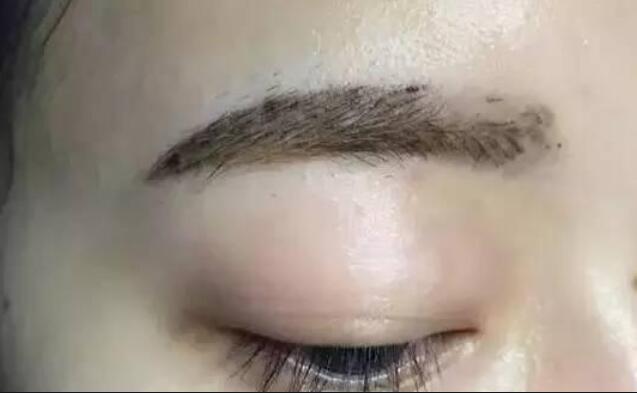 紋繡為什么要二次補(bǔ)色？南寧紋繡知識分享