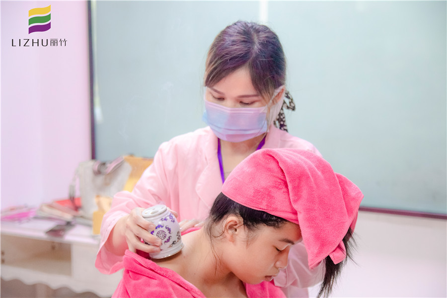 艾灸次數(shù)越多越好嗎？快聽南寧中醫(yī)美容培訓(xùn)班老師怎么說