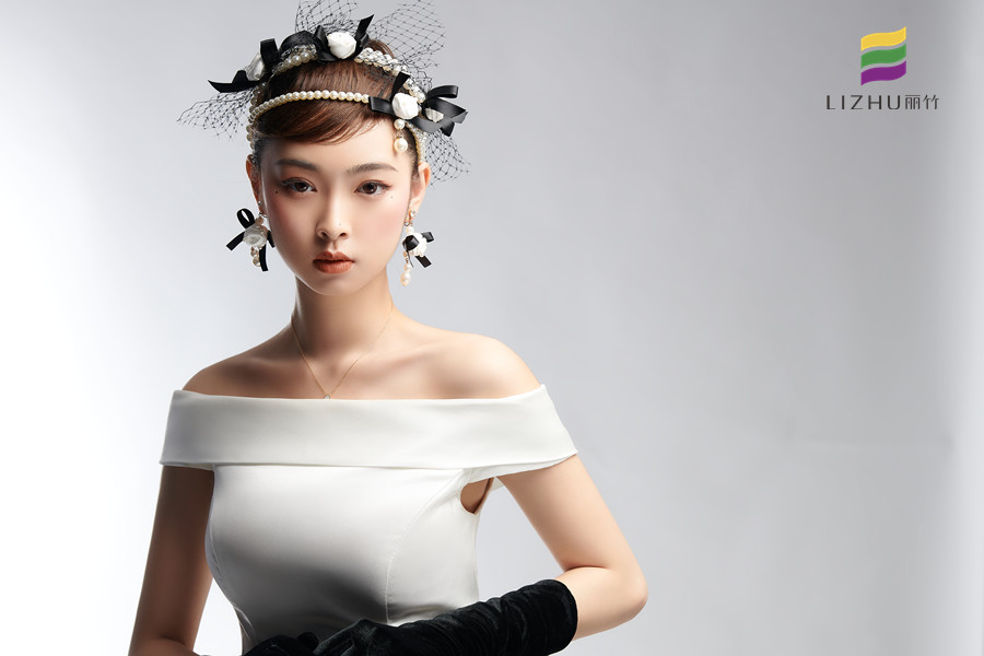 為什么新娘妝顯老？廣西彩妝教材給你分析