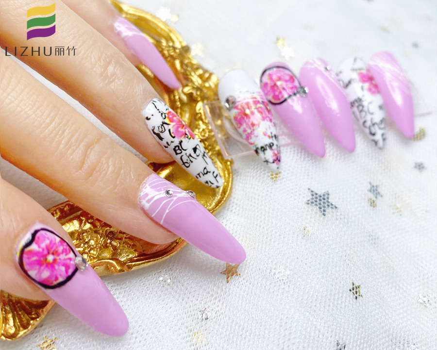 轉(zhuǎn)印紙美甲作品，南寧美甲培訓(xùn)短期班