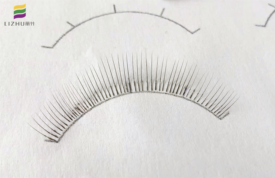 美睫練習(xí)方法多樣化，南寧美睫紋繡學(xué)校為你推薦