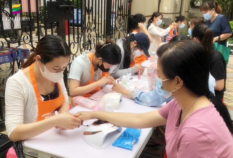 學(xué)美甲需要外出實(shí)踐嗎？南寧美甲學(xué)校專業(yè)分析