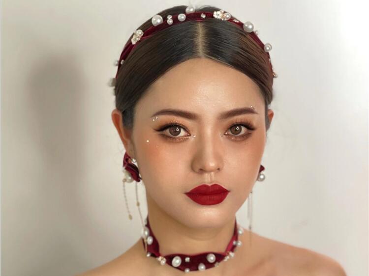 輕復(fù)古風(fēng)系列造型，南寧零基礎(chǔ)學(xué)化妝學(xué)員作品