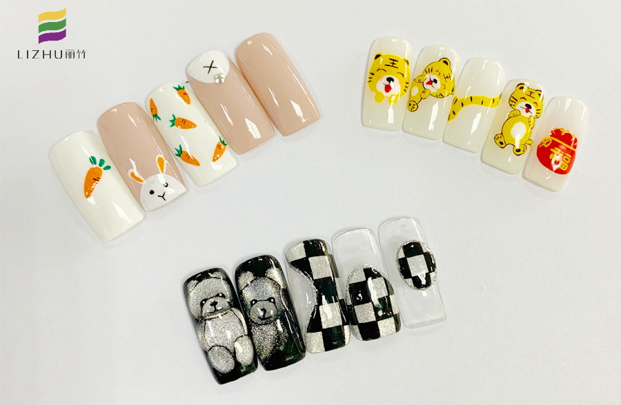 零基礎(chǔ)學(xué)美甲，廣西美甲專業(yè)學(xué)校學(xué)員作品欣賞