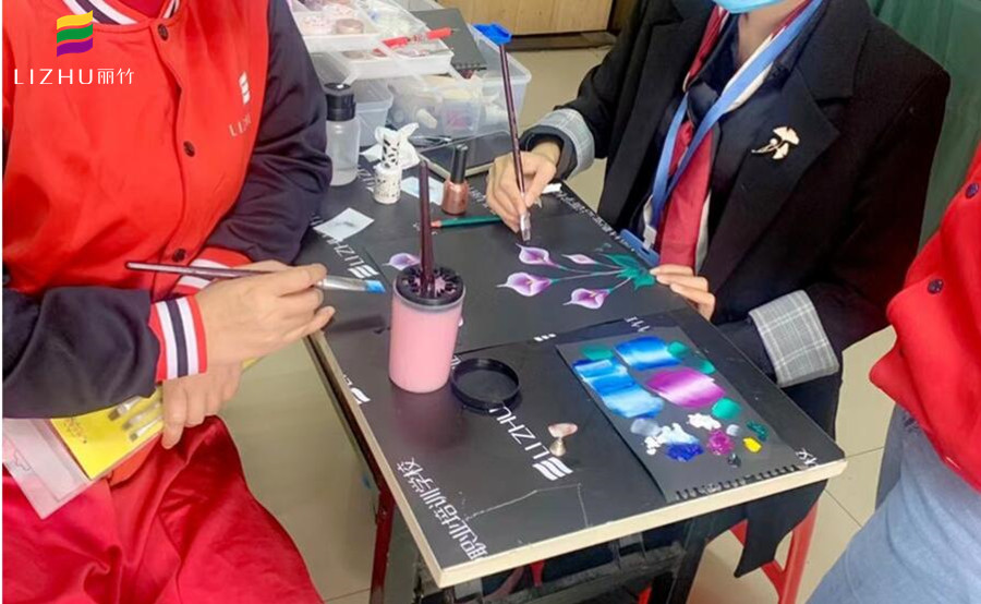 南寧美甲培訓3D美甲彩繪課程