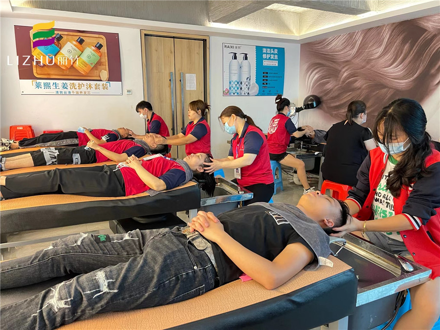 泰式洗頭（躺著洗頭）注意事項(xiàng)，廣西洗頭培訓(xùn)教你