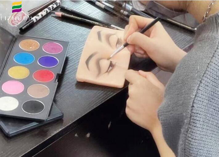 仿皮畫眼妝，南寧化妝學校眼妝教程
