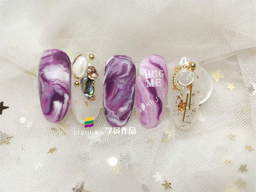 暈染美甲，麗竹專業(yè)美甲師學(xué)校學(xué)員作品