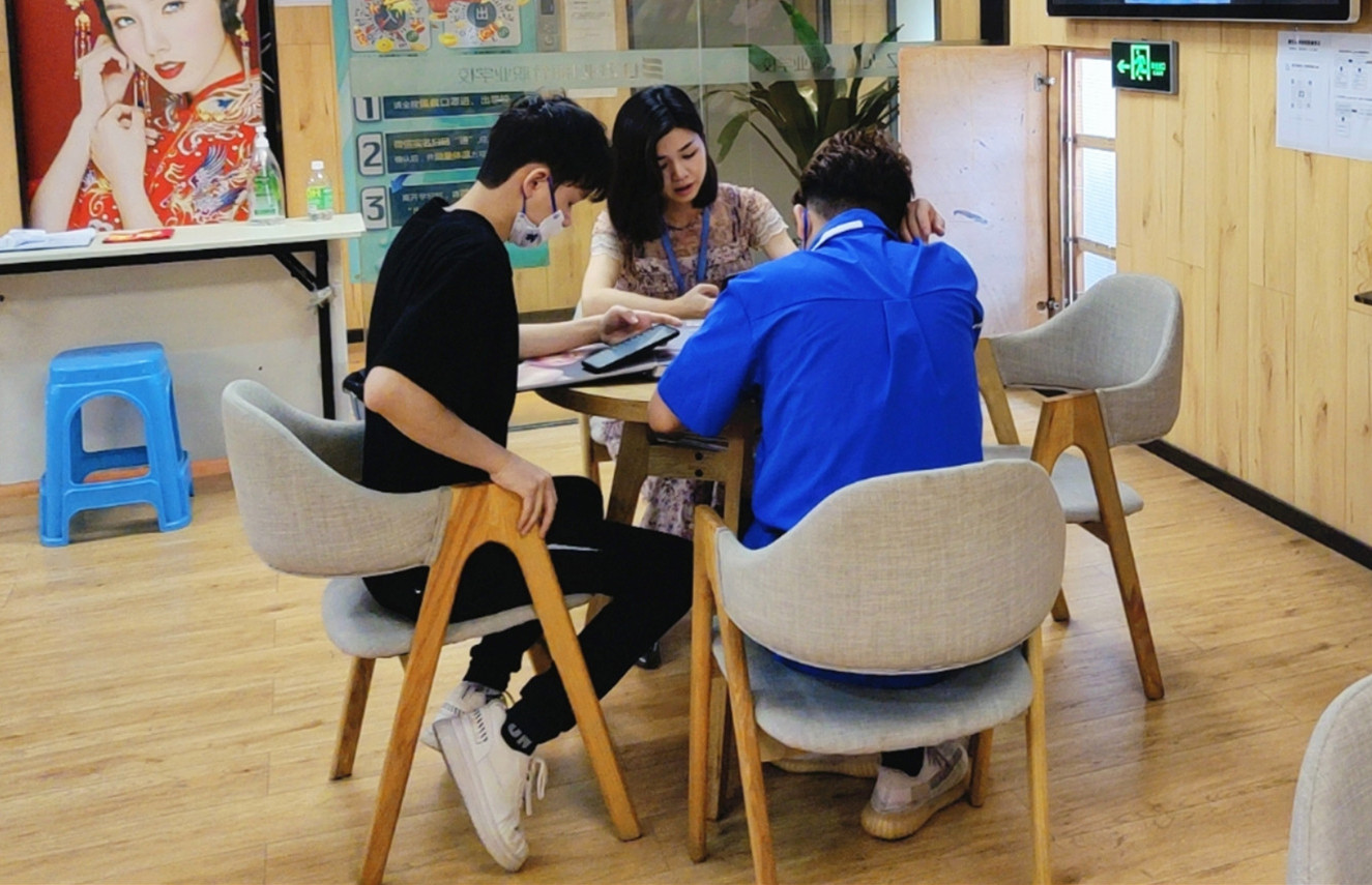 讓忙碌來(lái)得更猛烈些！想學(xué)美業(yè)抓緊時(shí)間啦