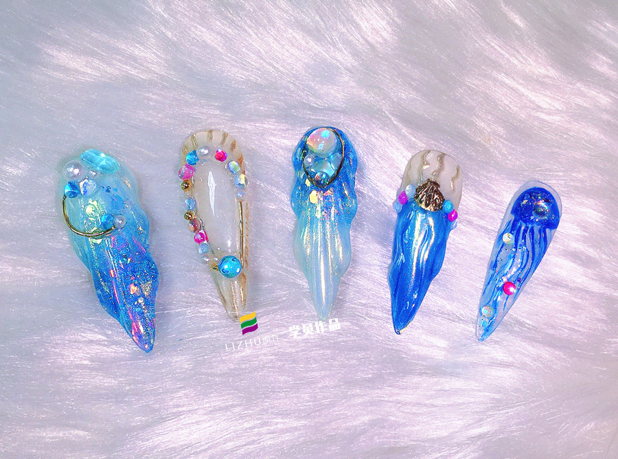 美人魚(yú)美甲、泡泡美甲、玫瑰雕花美甲 |  南寧美甲短期培訓(xùn)班作品