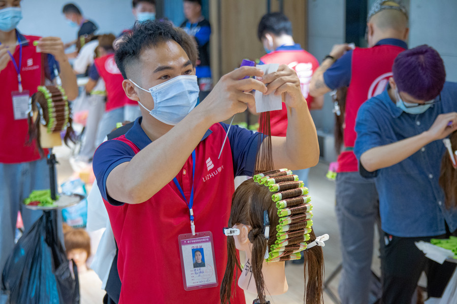 美發(fā)新手上杠，南寧燙染培訓(xùn)基礎(chǔ)