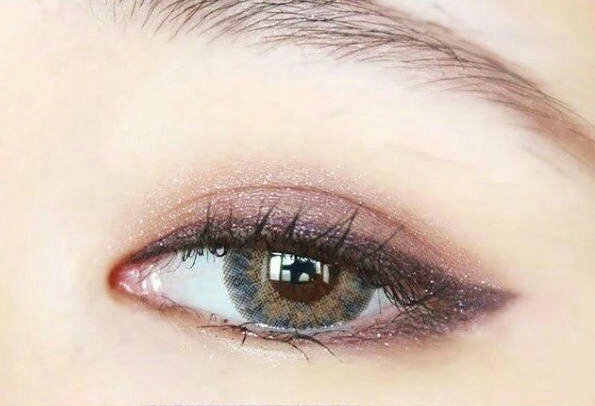 眼妝怎么畫好看又自然？南寧基礎(chǔ)教眼妝