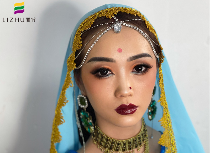 印度舞娘造型 ，性感撫媚又妖嬈