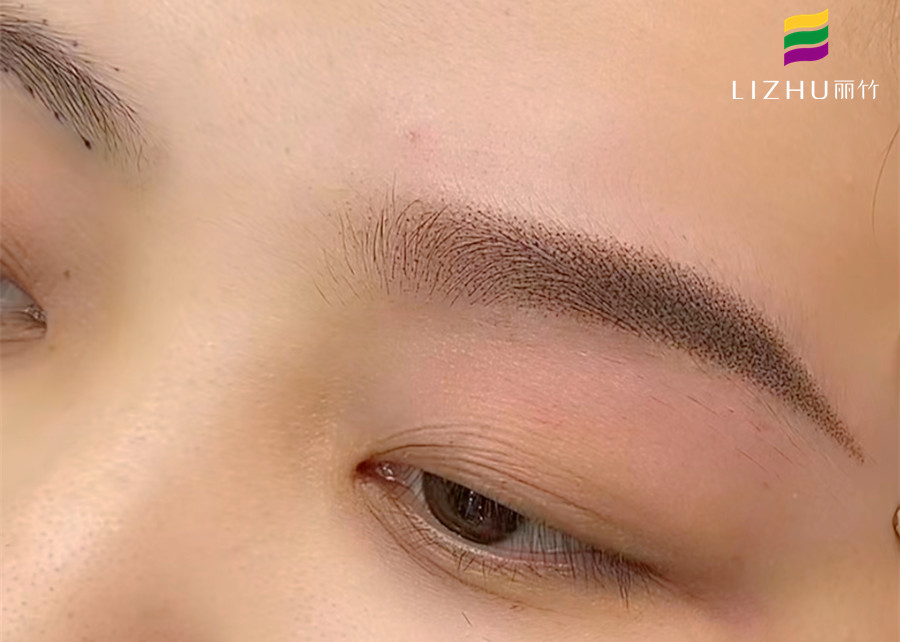 廣西學(xué)紋繡專業(yè)：紋眉過后顏色過深怎么辦？