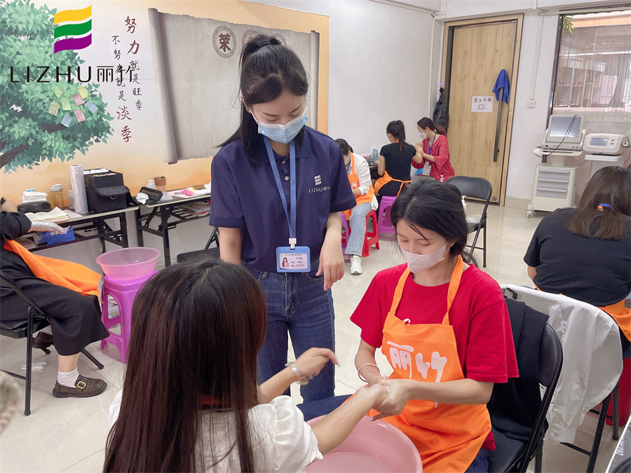 美甲手部護(hù)理的重要性，廣西美甲實(shí)操教學(xué)