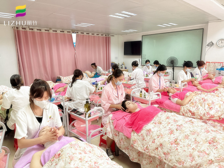 面部眼唇鼻的護理，廣西皮膚管理培訓(xùn)班教你方法