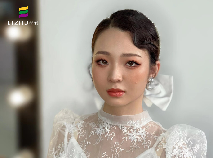 婉約韓式新娘 ，廣西專業(yè)化妝培訓(xùn)造型學(xué)校作品